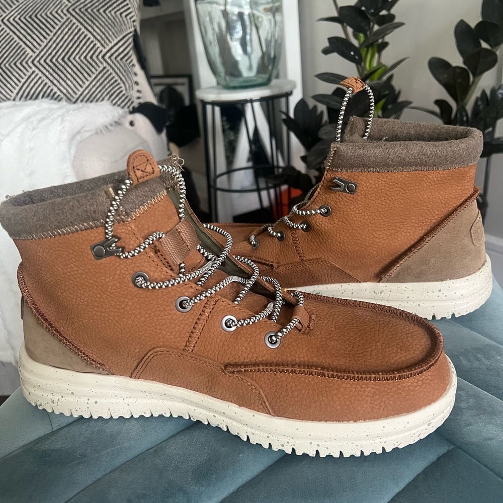 NEW! Hey Dude Bradley Boot